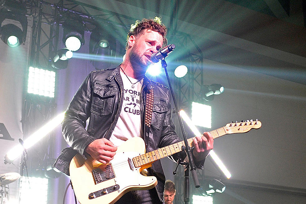 Lewis Brice Spreads 'Summertime Vibes' With Fun New Single